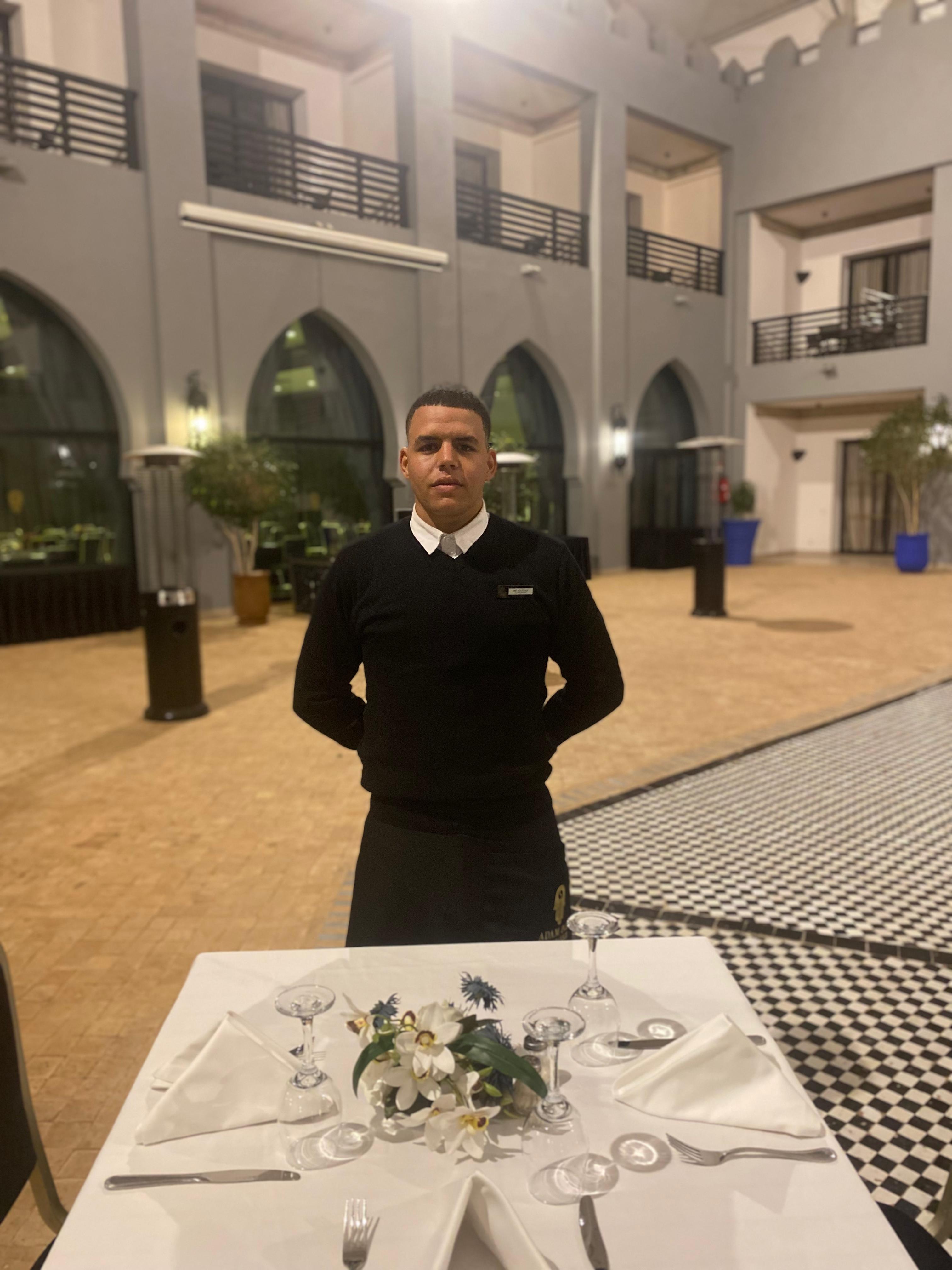 Hamza, Food & Beverage Server